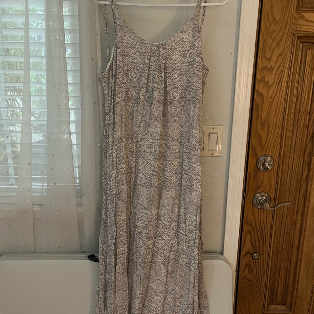 O'Neill Gray & white Maxi Dress